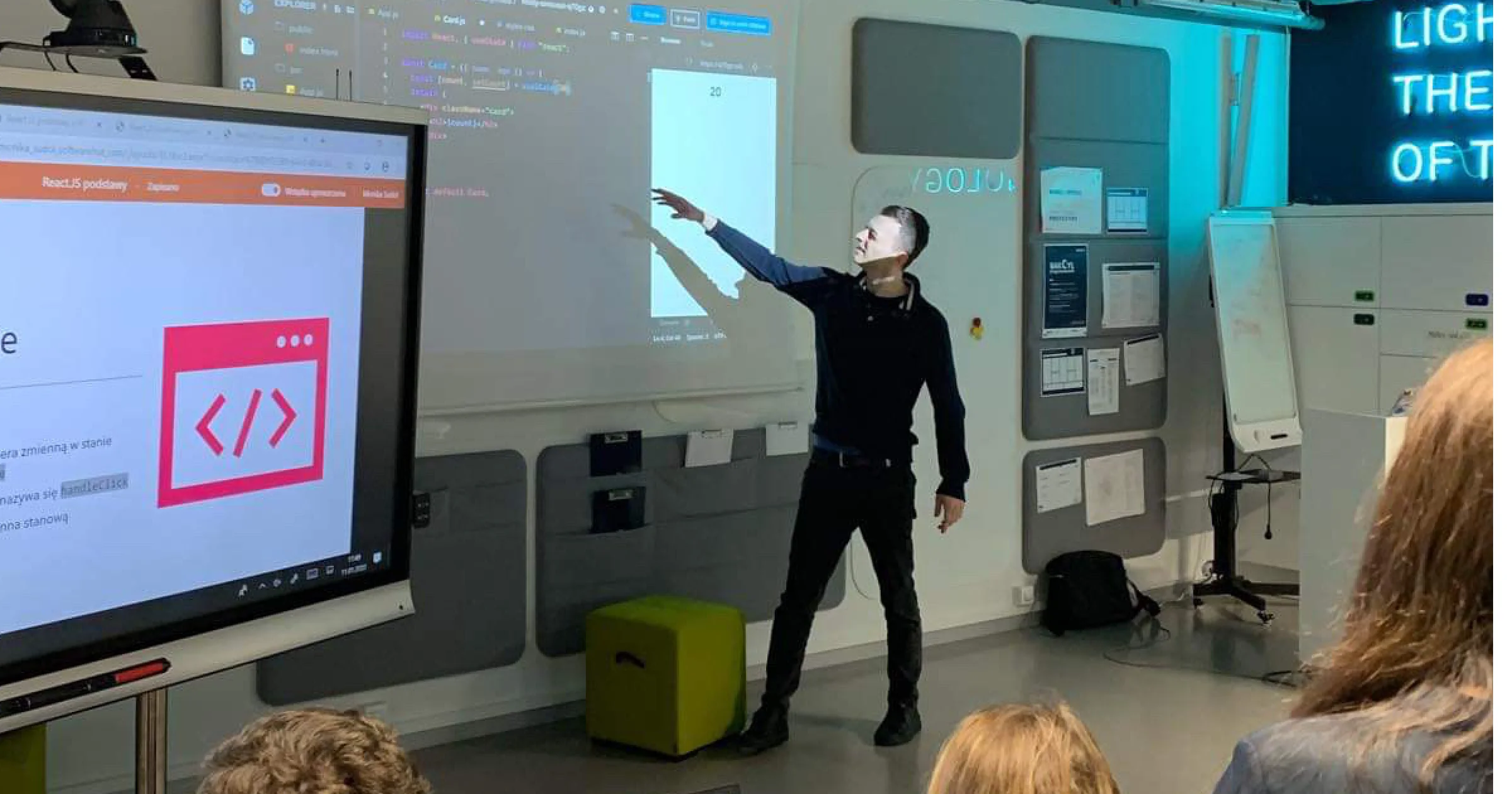 A FutureSoft trainer presenting to the team